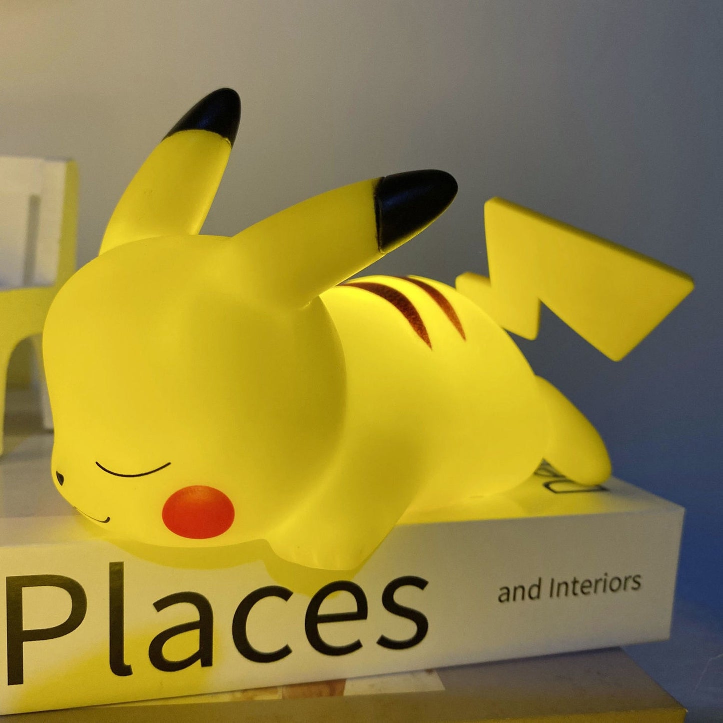 Luminária LED Pikachu